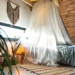 Pod Mazurskim Niebem Boho Piecki