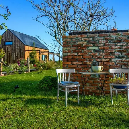 Pod Mazurskim Niebem Boho Holiday park *